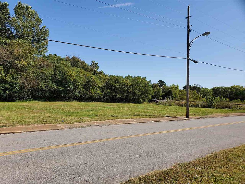 2nd image of 418 James Buchanan Dr