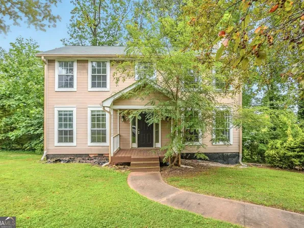 14 Plantation Dr, Newnan, GA 30263