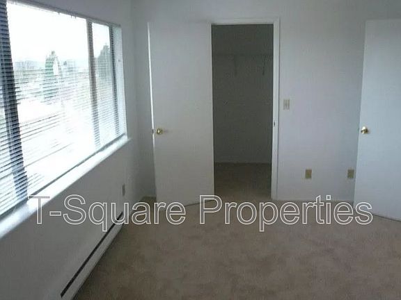 5th image of 5209 S 4th Ave #A