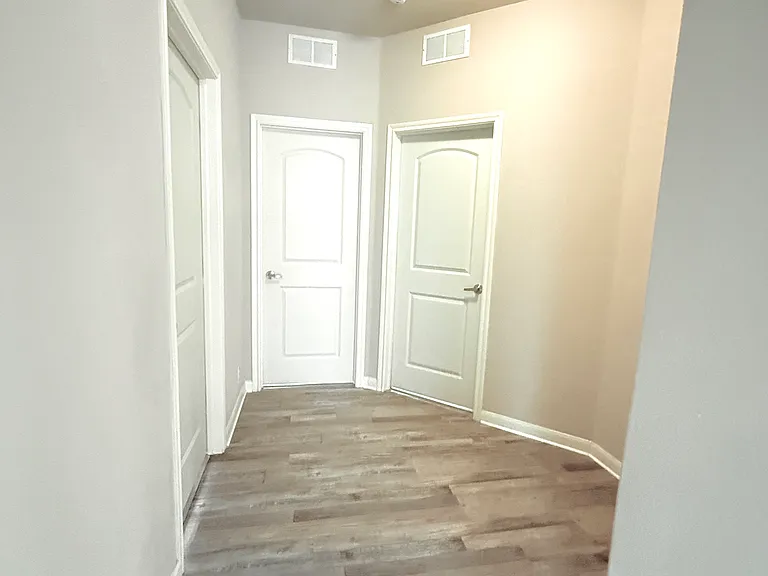 443 Hayes St — Photo 10