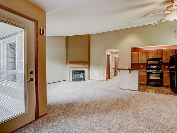 4th image of 3628 W Rawson Ave #3628