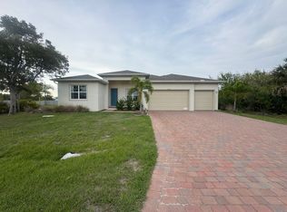 15523 Aron Cir, Port Charlotte, FL 33981