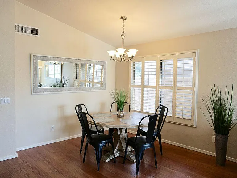 1692 W Sparrow Dr — Photo 8