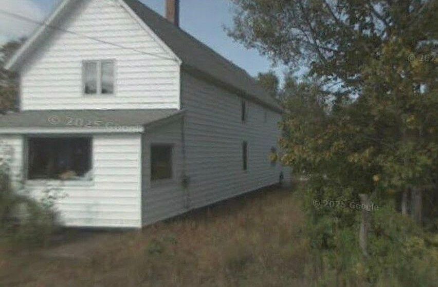 1st image of 56403 Calumet Ave