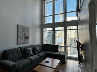15 Fort York Blvd UNIT 2808, Toronto, ON M5V 3Y4