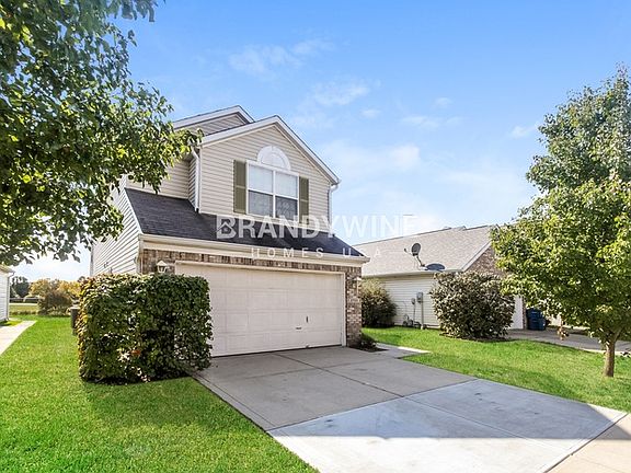2nd image of 2733 Dawnlake Dr
