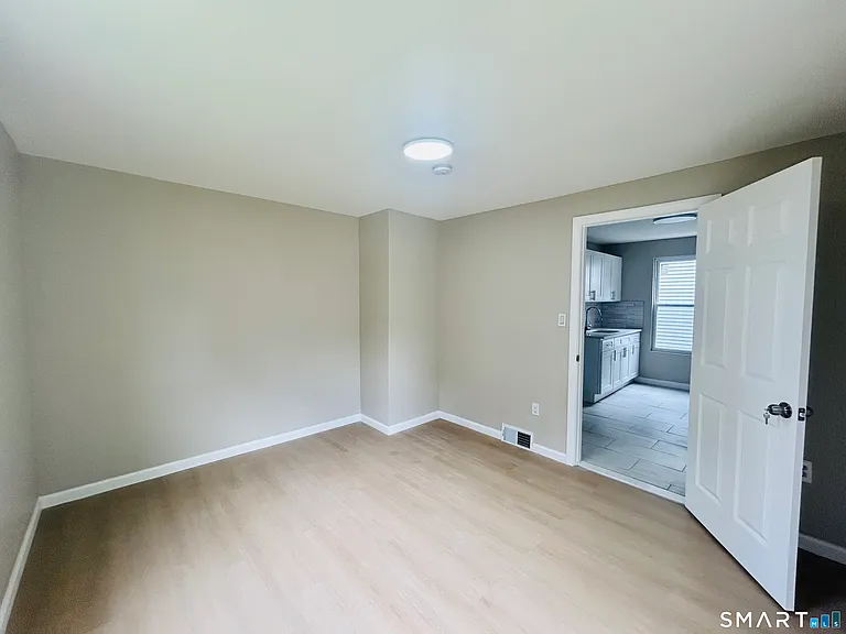 203 E Main St — Photo 7