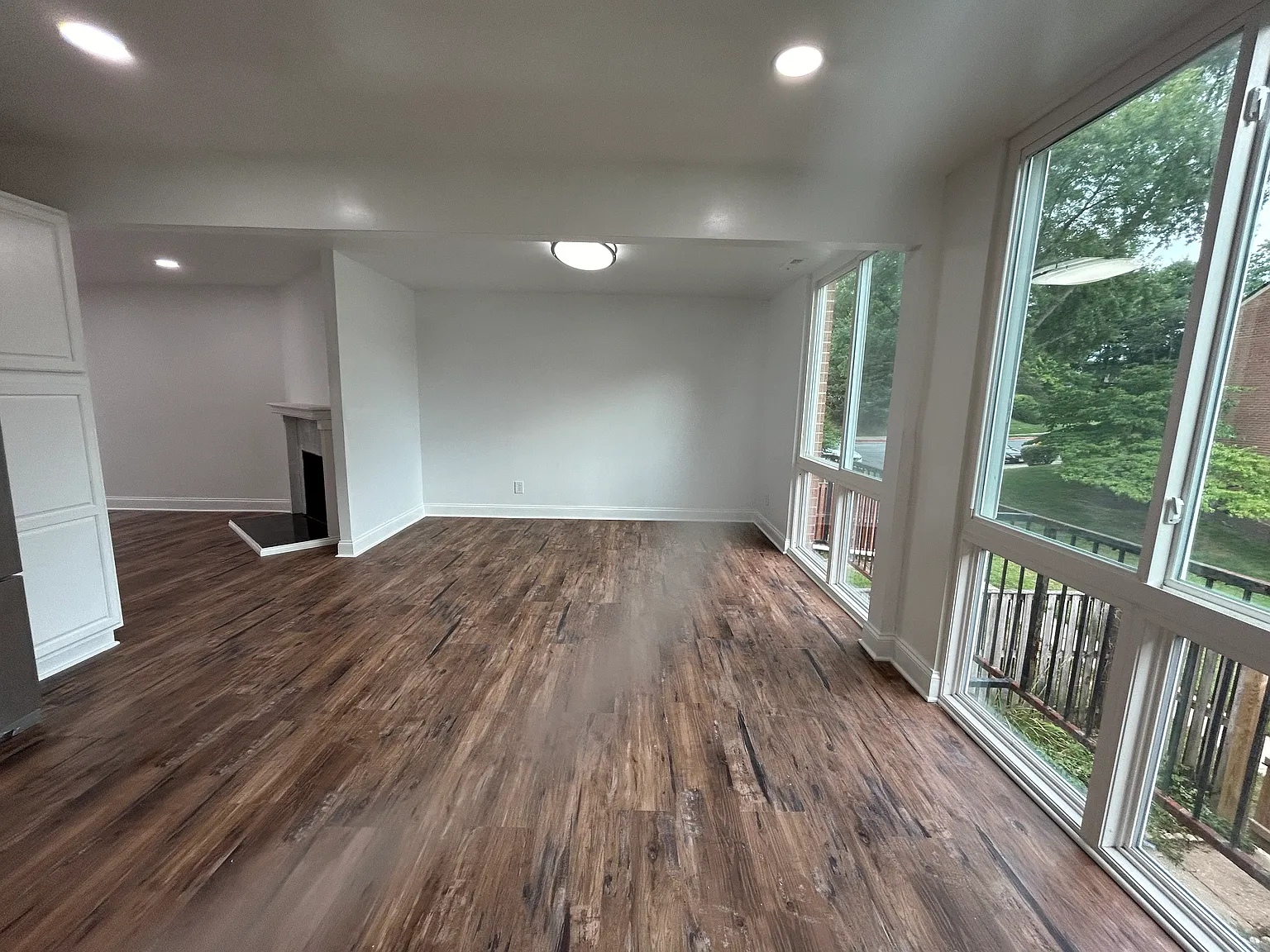 3 bed, 1621 sqft, $2,800 — Photo 3