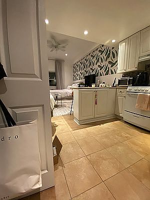 4th image of 211 Thompson St APT 5E