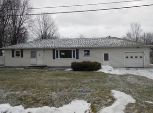 3402 Lauria Rd, Bay City, MI 48706