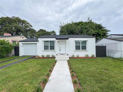 1319 NW 40th St, Miami, FL, 33142