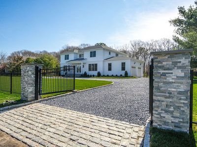 16 Wisteria Dr, Remsenburg, NY, 11960