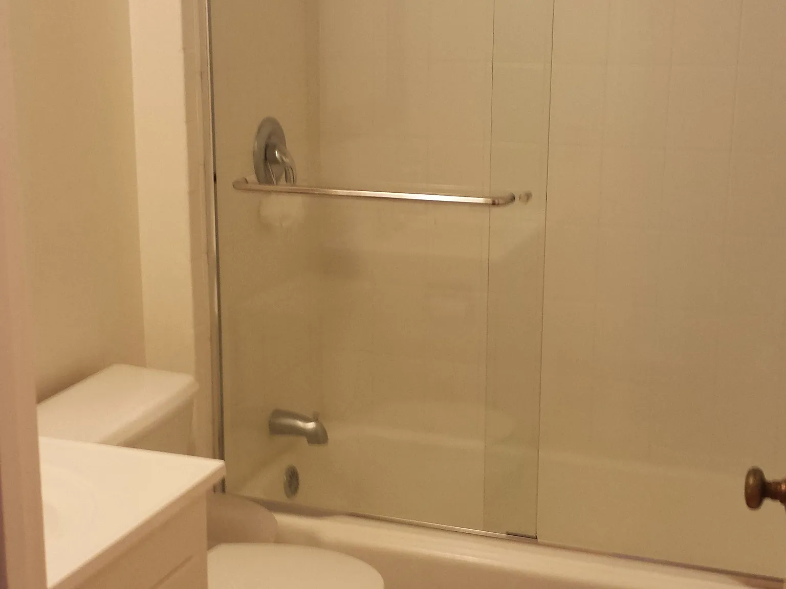 1 bed, 625 sqft, $4,475 — Photo 4