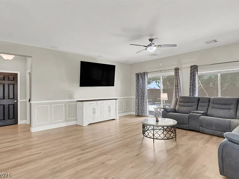 1405 Fantastic Ct — Photo 13