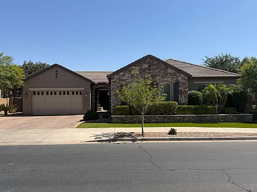 22237 E Maya Rd Photo 1