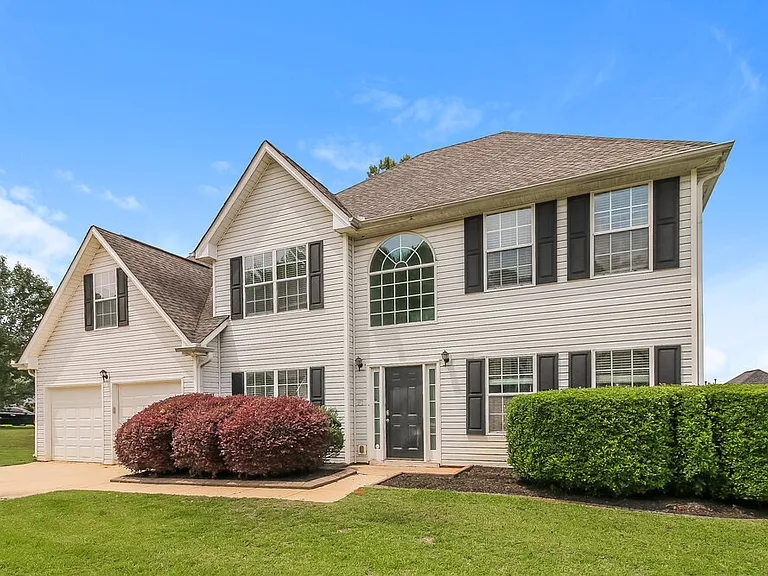 604 Mohawk Cir — Photo 4