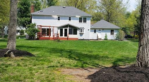 3rd image of 46 Cartwright Dr E