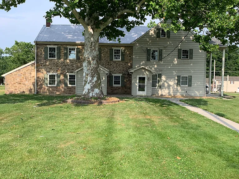 55 Conewago Ter #2 — Photo 8