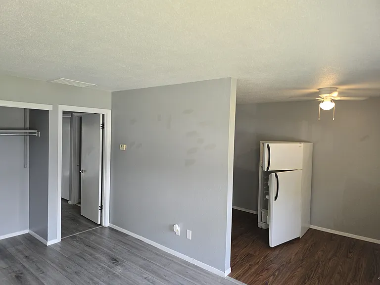 1443 Oakmont St #B — Photo 5