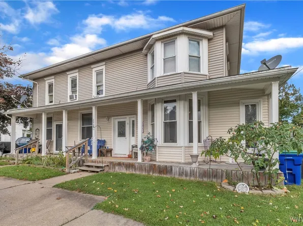 2925 Niagara St, Sanborn, NY 14132