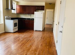 1520 Moore St #1F, Philadelphia, PA 19145