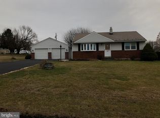 4054 Charles Rd, Emmaus, PA 18049