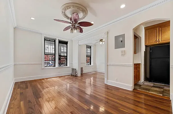 Rented by REAL New York | media 20