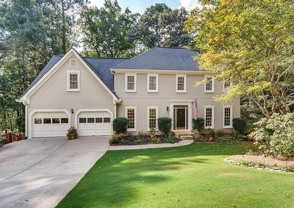 1st image of 630 Fourth Fairway Dr