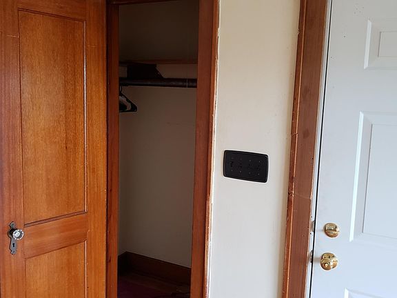 5th image of 230 Lasalle Ave #2A