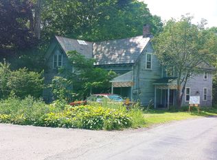 164 Sand Spring Rd, Cresco, PA 18326