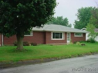 1001 Lima St, Wapakoneta, OH 45895