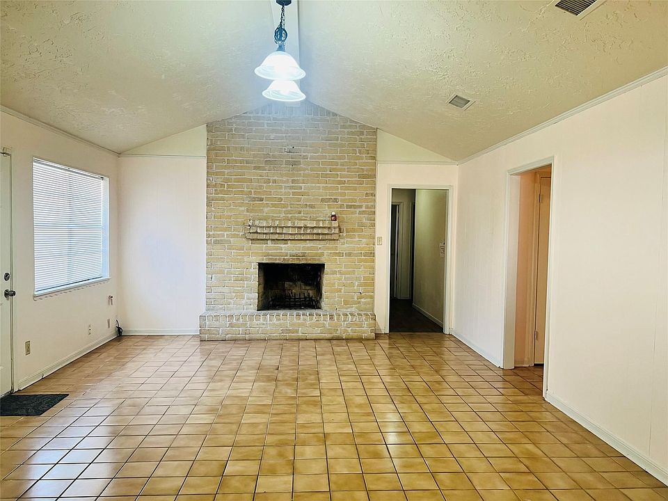1st image of 12614 Hunting Briar Dr