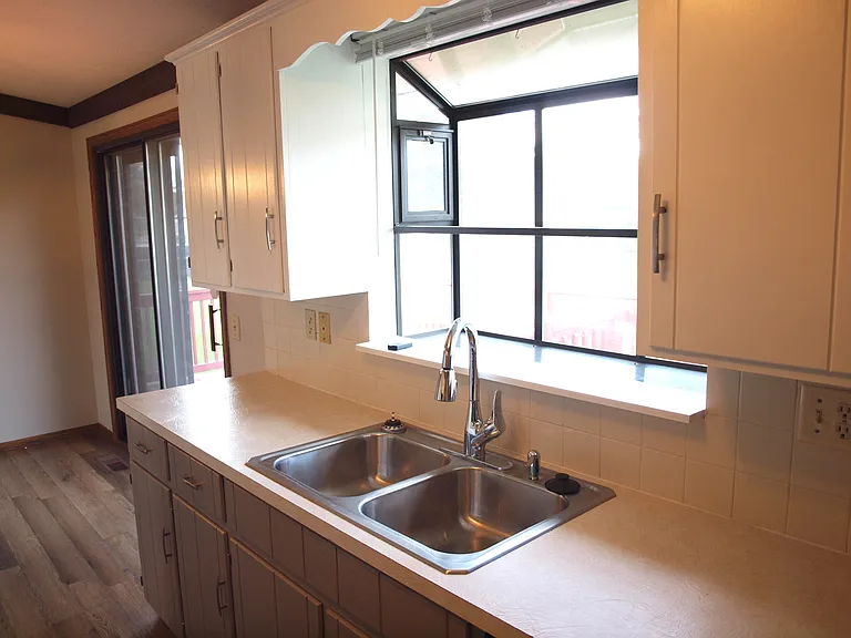 607 Cheyenne Cir — Photo 8