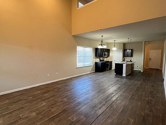 4th image of 501 Cibolo Creek Dr #501