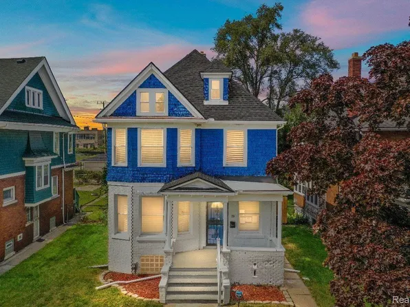 29 Tennyson St, Highland Park, MI 48203