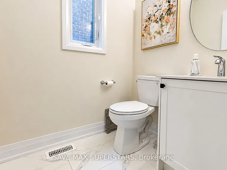 4 Sweet Cicely St — Photo 10