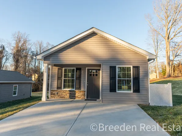 804 5th Ave SW, Hickory, NC 28602