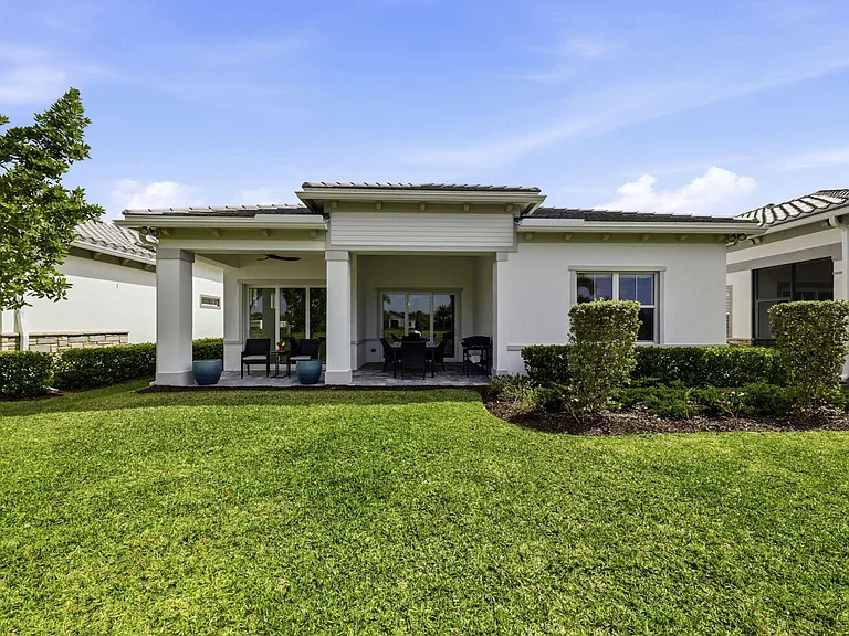 10332 Northbrook Cir — Photo 35