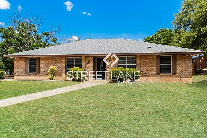1st image of 501 Pheasant Ln