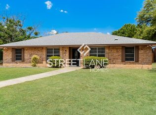 501 Pheasant Ln, Desoto, TX 75115
