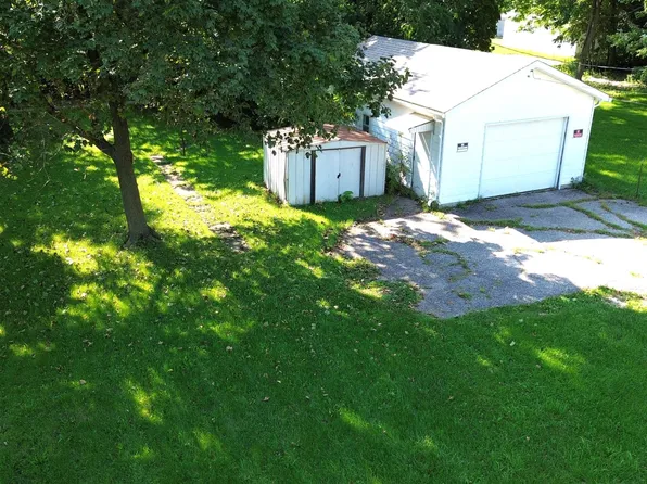 410 N Clinton St, Defiance, OH 43512