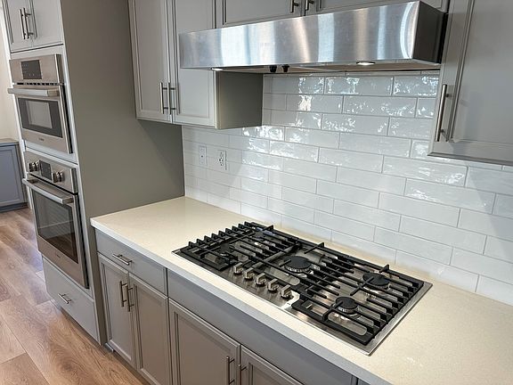 Homesite 645 Kitchen
