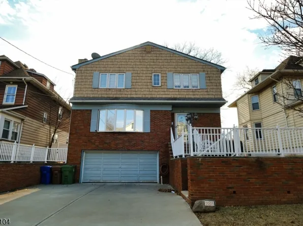 717 Summit St, Linden City, NJ 07036