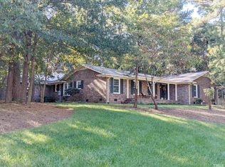 708 Emory Dr, Chapel Hill, NC 27517