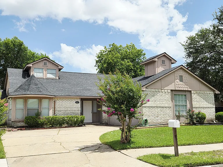 11411 Pagoda Dr — Photo 2