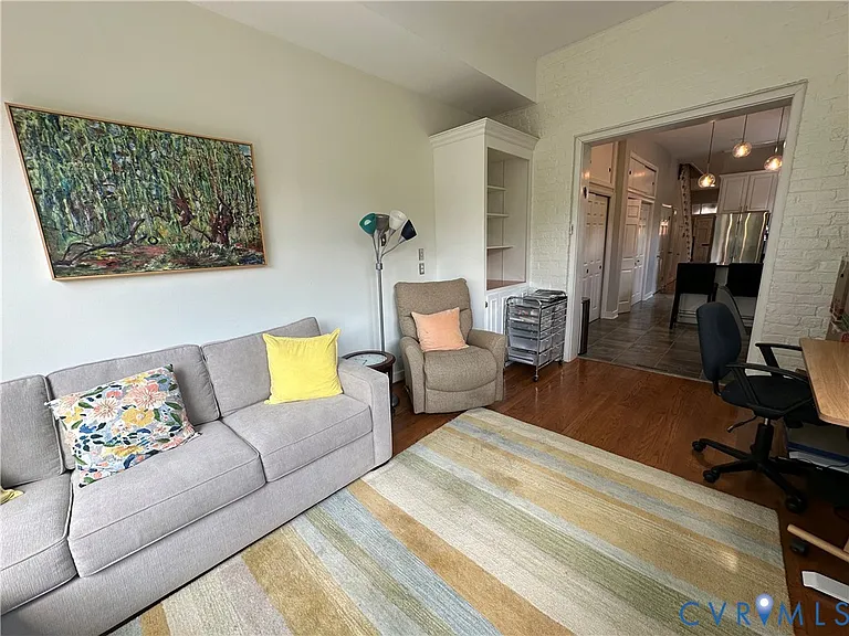 404 N Shields Ave — Photo 26