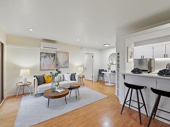 2nd image of 500 W Middlefield Rd APT 121