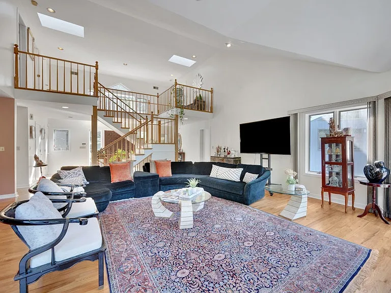 2 Meadow Wood Ln — Photo 7