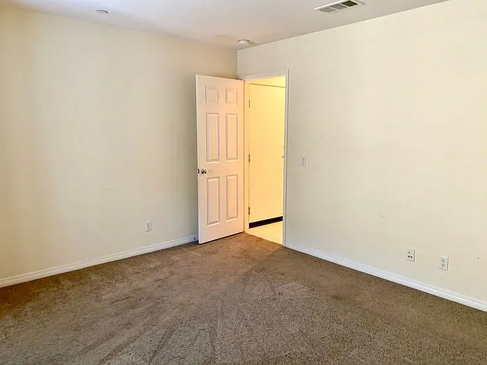 142 Principia Ct — Photo 18