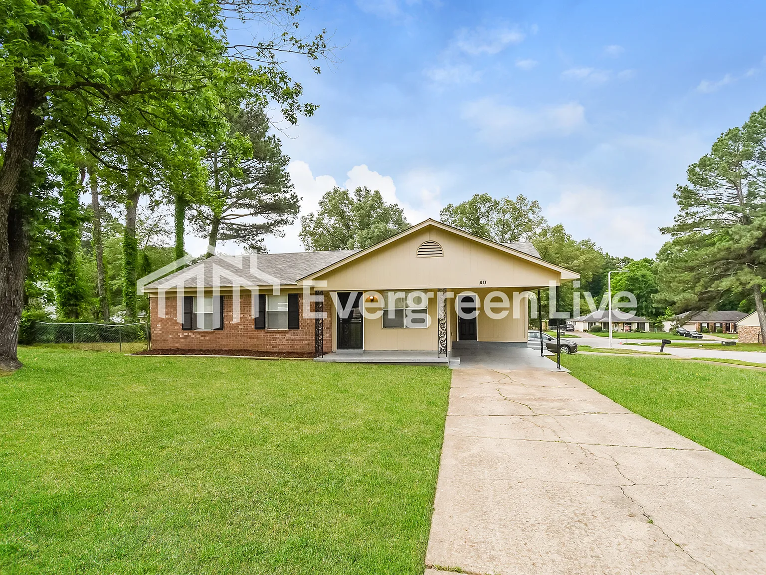 3 bed, 2.0 bath, 1134 sqft, $1,095 — Photo 1